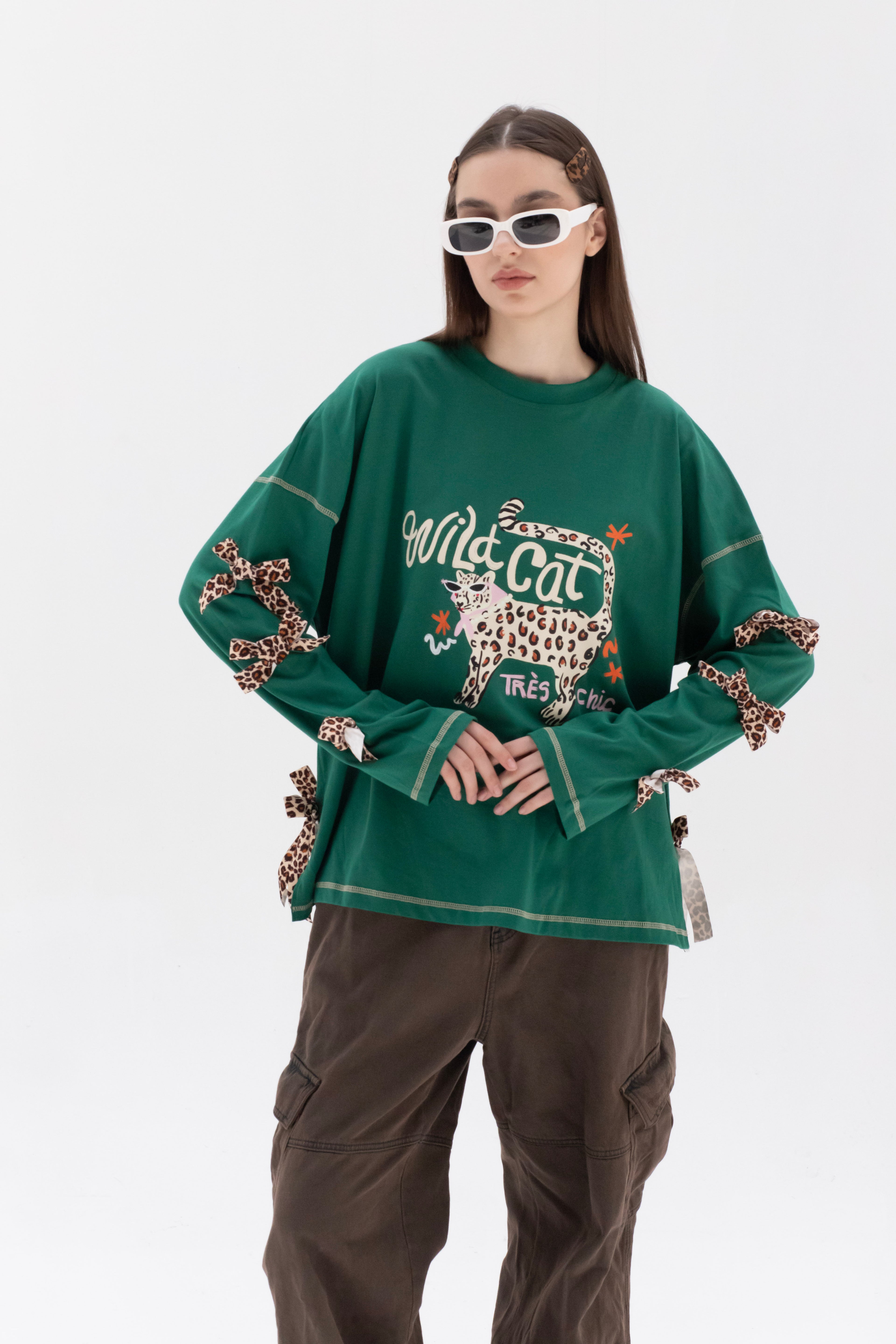 Le Chat Chic- Oversize 100% Cotton Tee Beepz