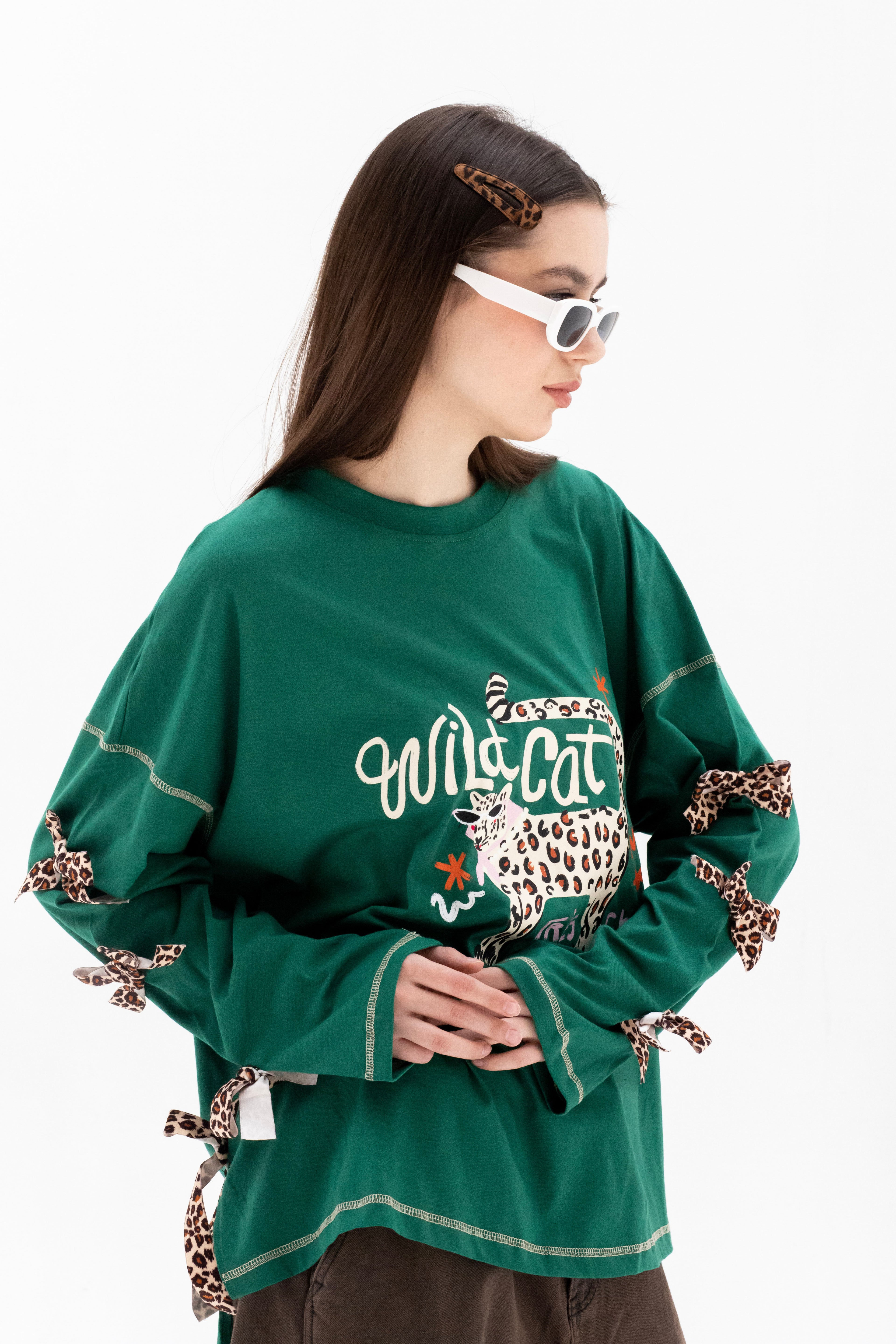 Le Chat Chic- Oversize 100% Cotton Tee Beepz