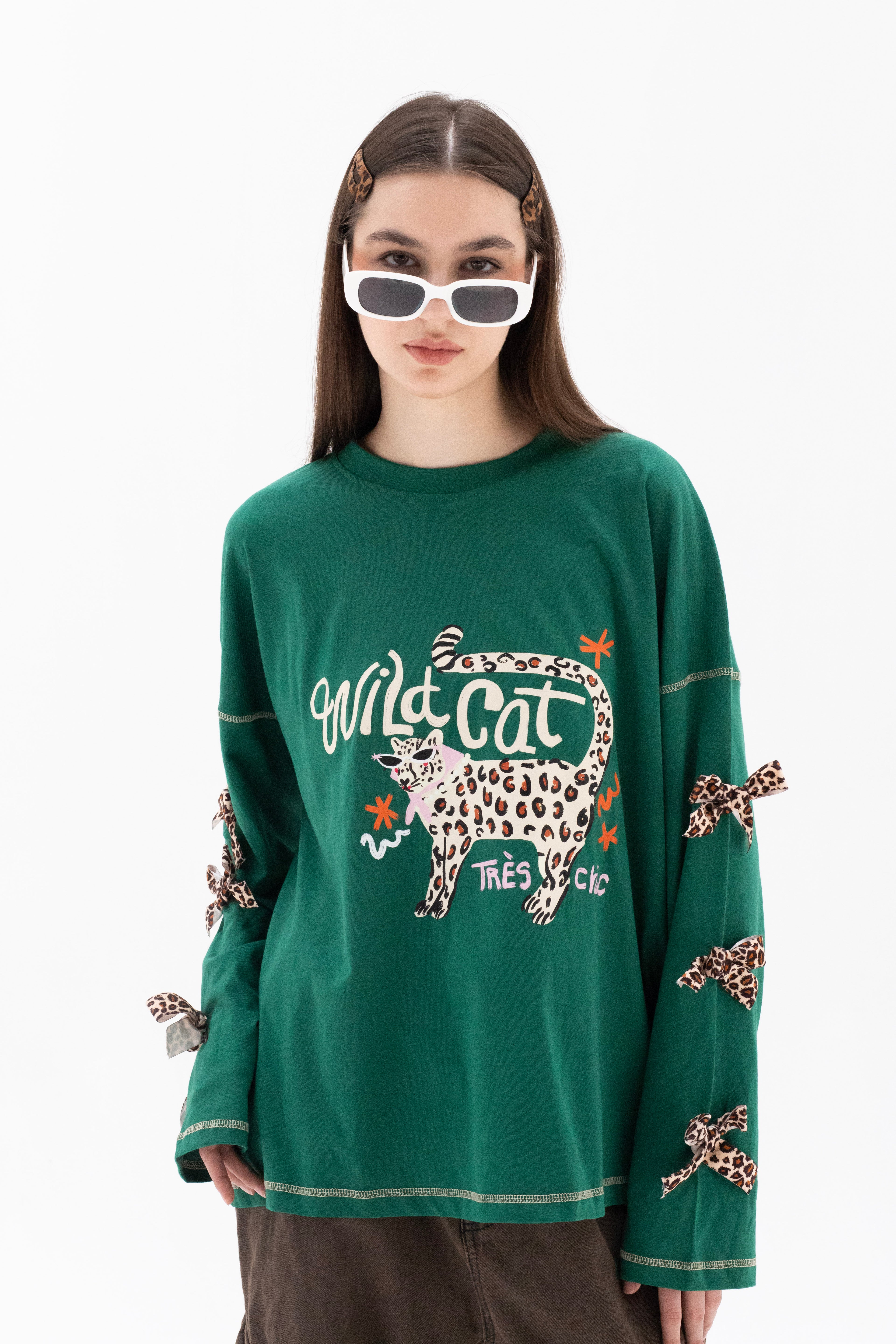 Le Chat Chic- Oversize 100% Cotton Tee Beepz
